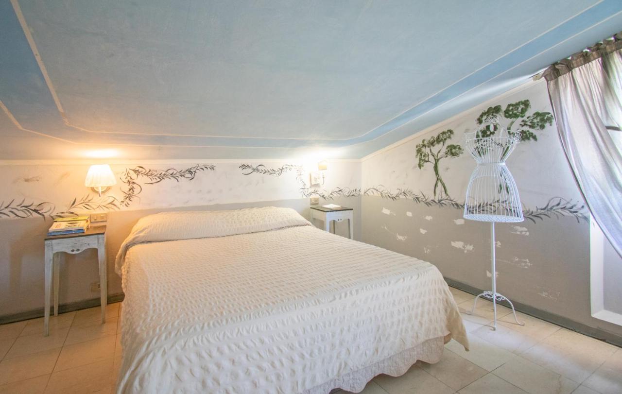 Hotel Luciana مارينا دي ماسا المظهر الخارجي الصورة