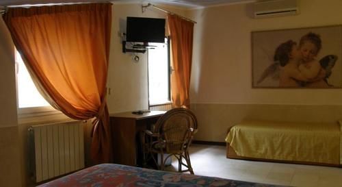 Hotel Luciana مارينا دي ماسا المظهر الخارجي الصورة